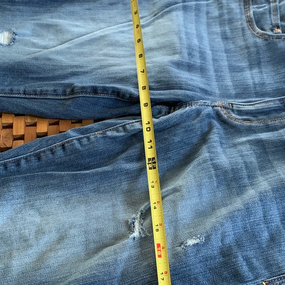 American Eagle Stretch Slightly distressed Artist Jeans size 12 - Picture 11 of 14